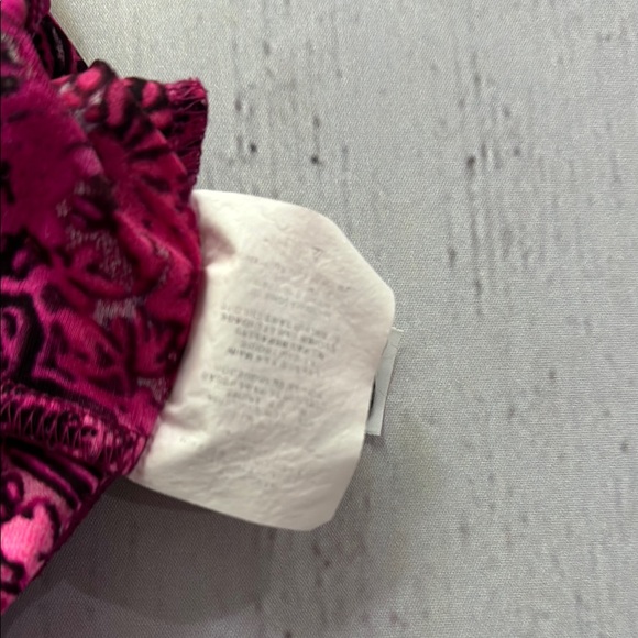 MIRACLESUIT Red Ruffled Swim Top - Picture 6 of 6